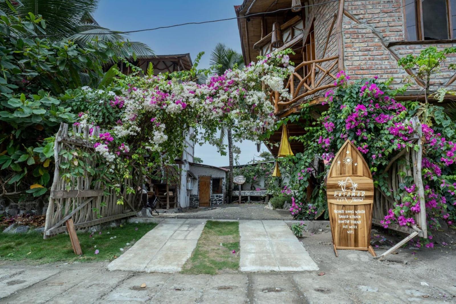 Hostal Rutamar 卡诺阿 外观 照片